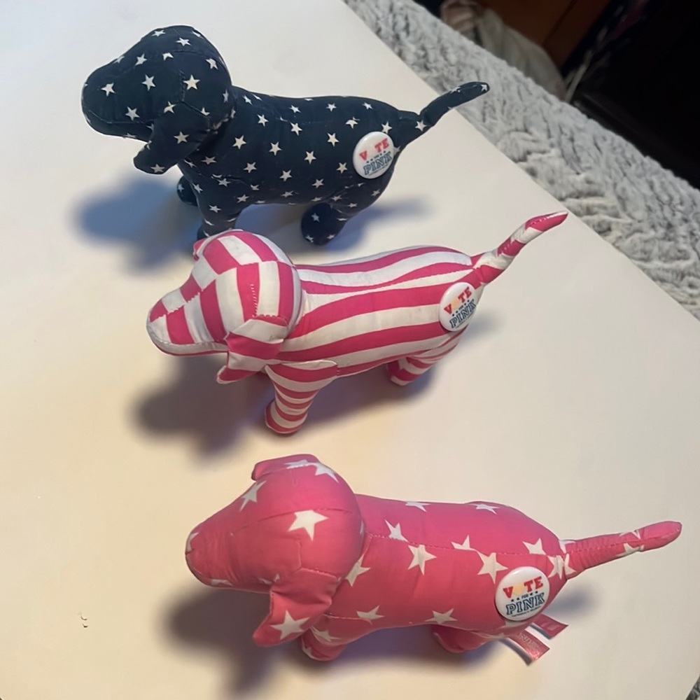 Victoria Secret dogs